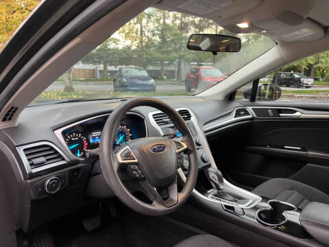 2015 Ford Fusion SE