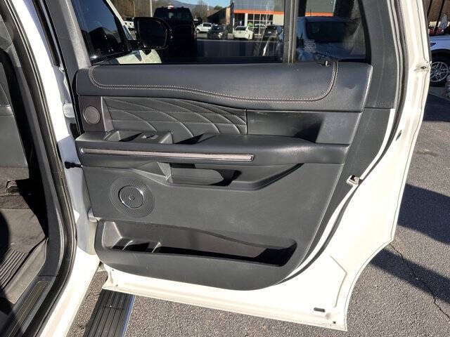 2022 Ford Expedition MAX Platinum