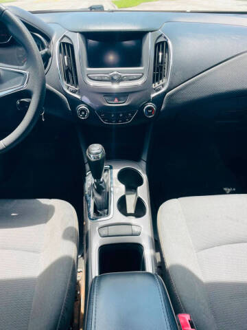 2019 Chevrolet Cruze LS