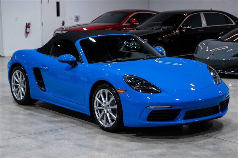 2022 Porsche 718 Boxster