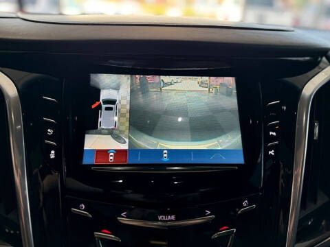 2019 Cadillac Escalade Platinum