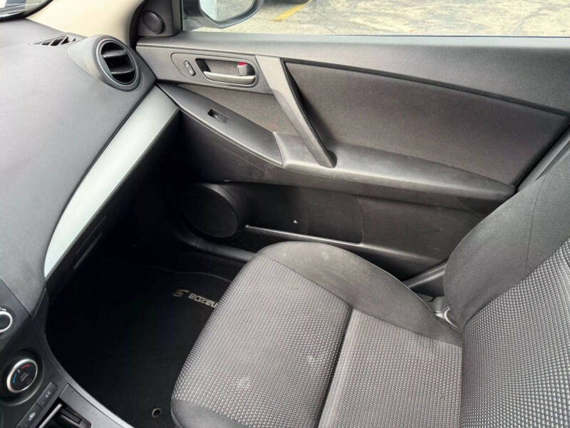 2013 Mazda MAZDA3 i Touring