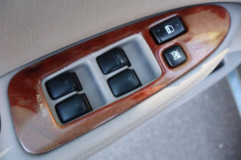 2004 Lexus ES 330
