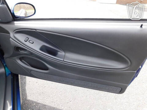 2004 Ford Mustang SVT Cobra