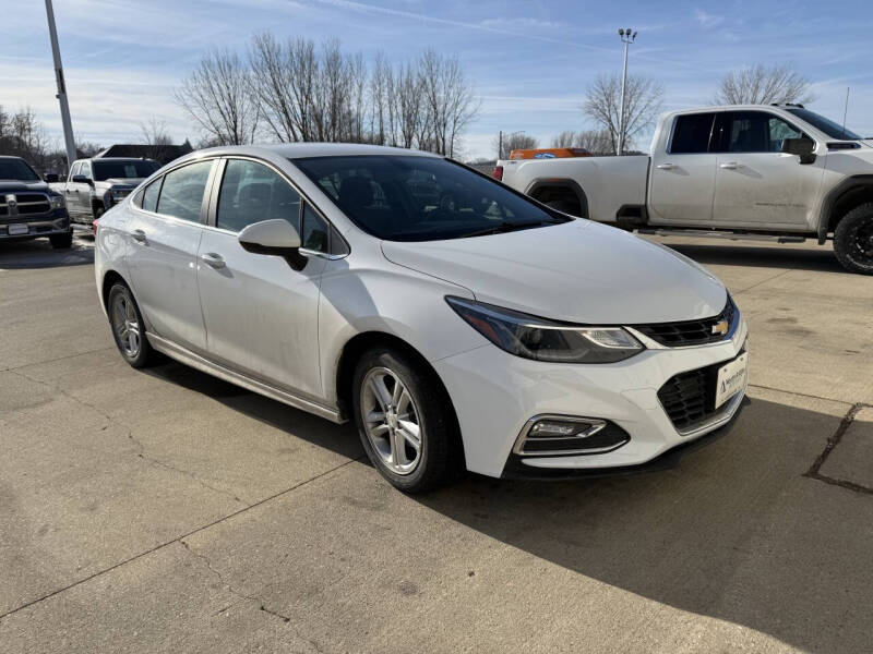 2017 Chevrolet Cruze LT Auto