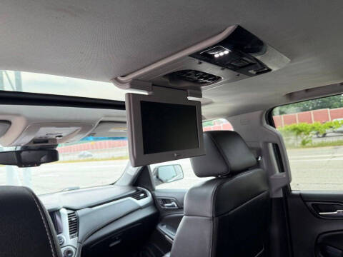 2017 Chevrolet Suburban LT