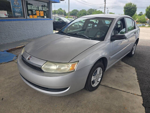 2004 Saturn Ion 1