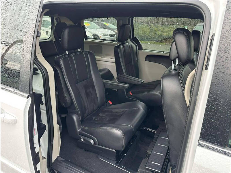 2017 Dodge Grand Caravan SXT