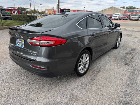 2019 Ford Fusion Energi Titanium