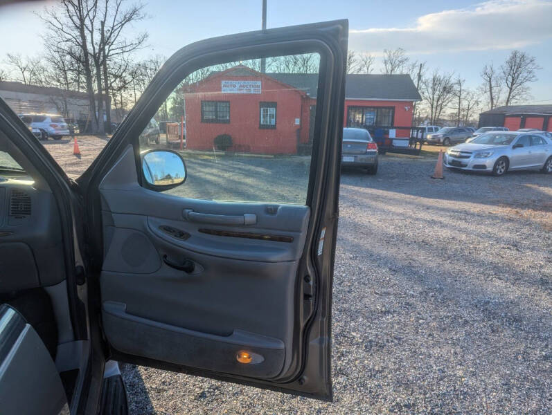 2001 Lincoln Navigator