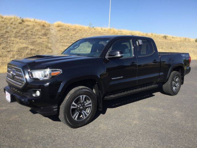 2017 Toyota Tacoma TRD Sport