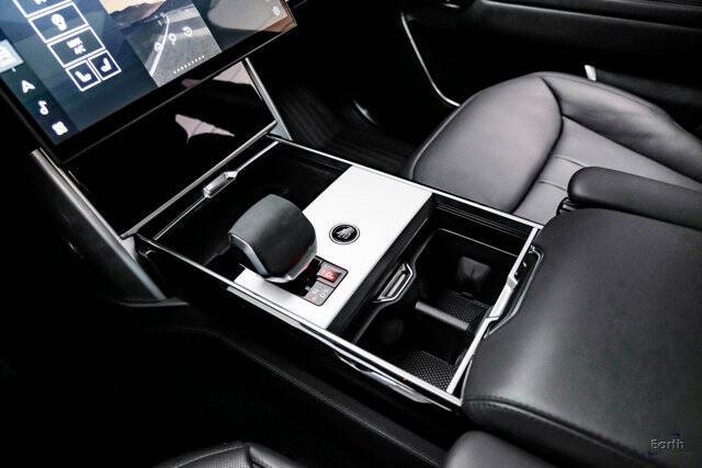 2024 Land Rover Range Rover P400 SE