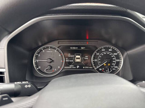 2025 Mitsubishi Outlander ES