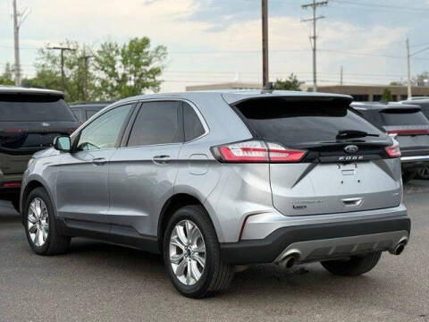 2022 Ford Edge Titanium