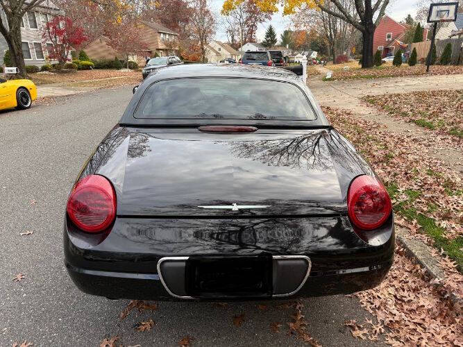 2002 Ford Thunderbird