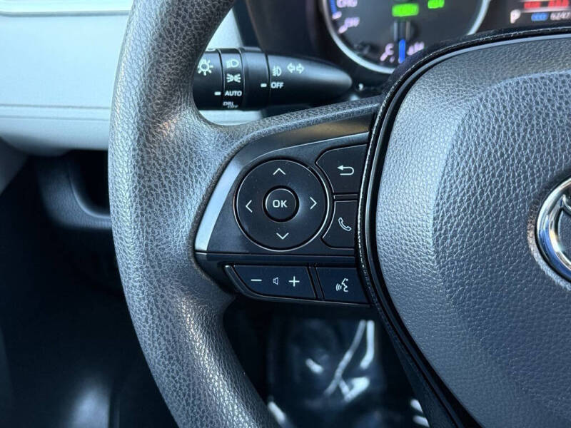 2020 Toyota RAV4 Hybrid XLE