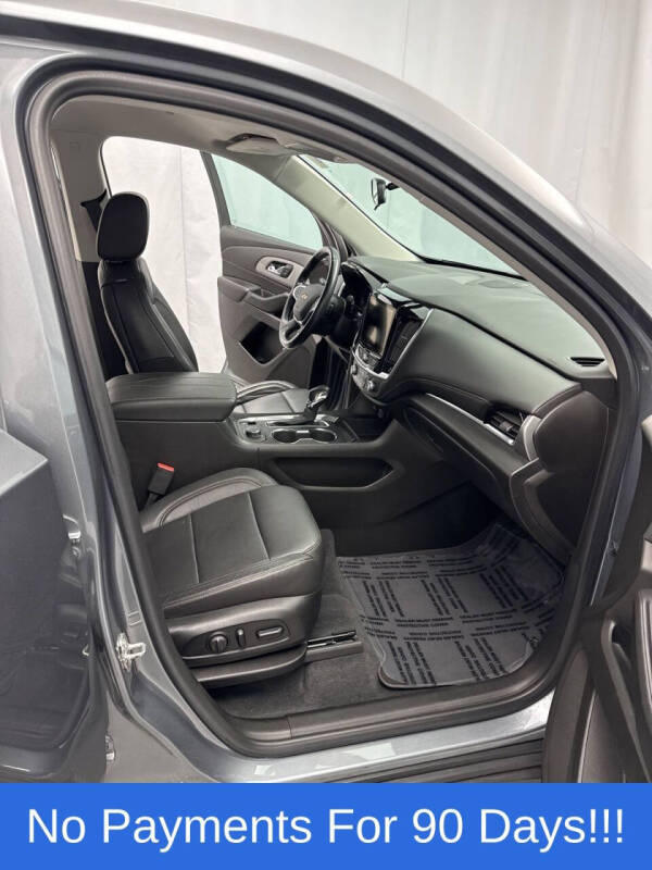 2021 Chevrolet Traverse LT Leather