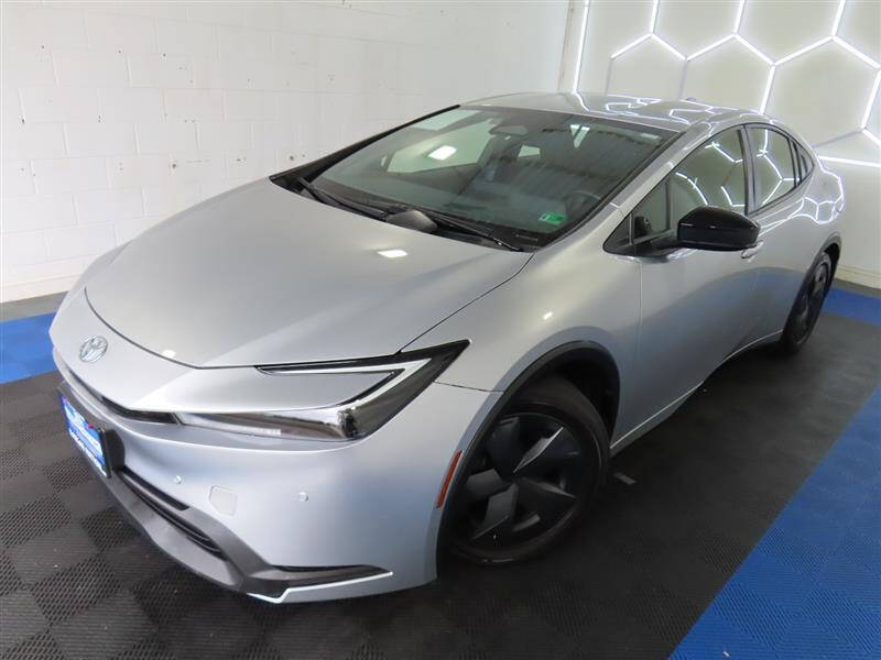 2024 Toyota Prius LE