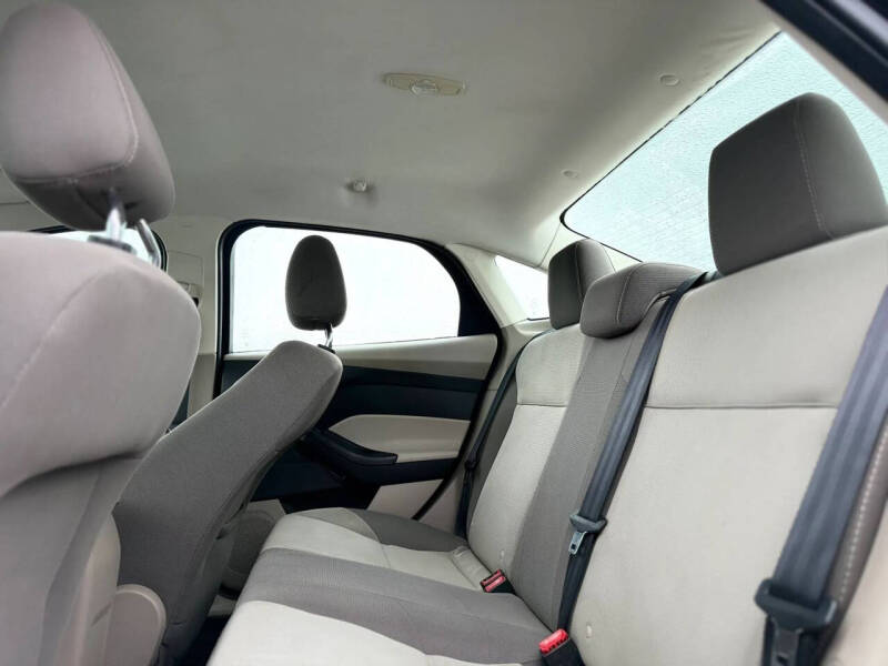 2012 Ford Focus SE
