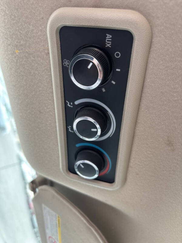 2017 Chevrolet Express LS 2500