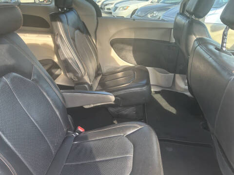 2019 Chrysler Pacifica Touring L