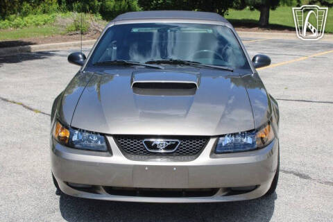 2002 Ford Mustang GT Deluxe