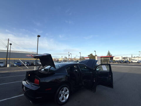 2014 Dodge Charger SE