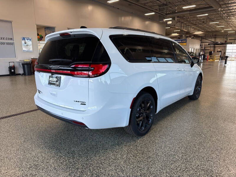 2026 Chrysler Pacifica Limited