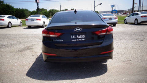 2017 Hyundai Elantra