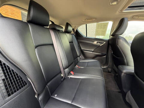 2014 Lexus CT 200h
