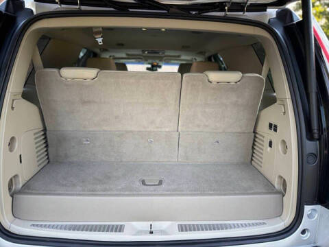 2018 Cadillac Escalade Luxury