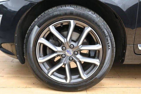 2017 Volvo XC60 T6 Dynamic