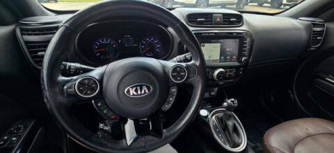 2017 Kia Soul +