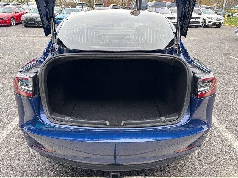 2019 Tesla Model 3 Standard Range Plus