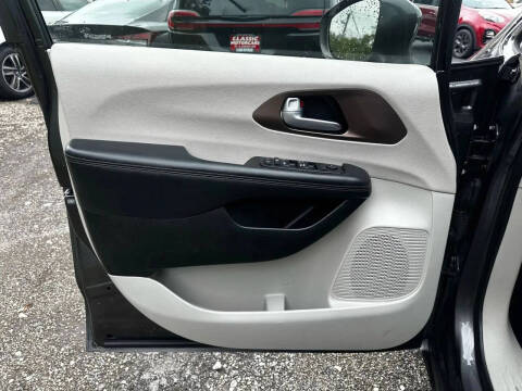 2017 Chrysler Pacifica