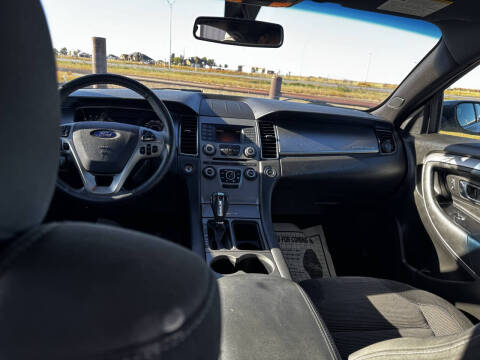 2018 Ford Taurus SEL