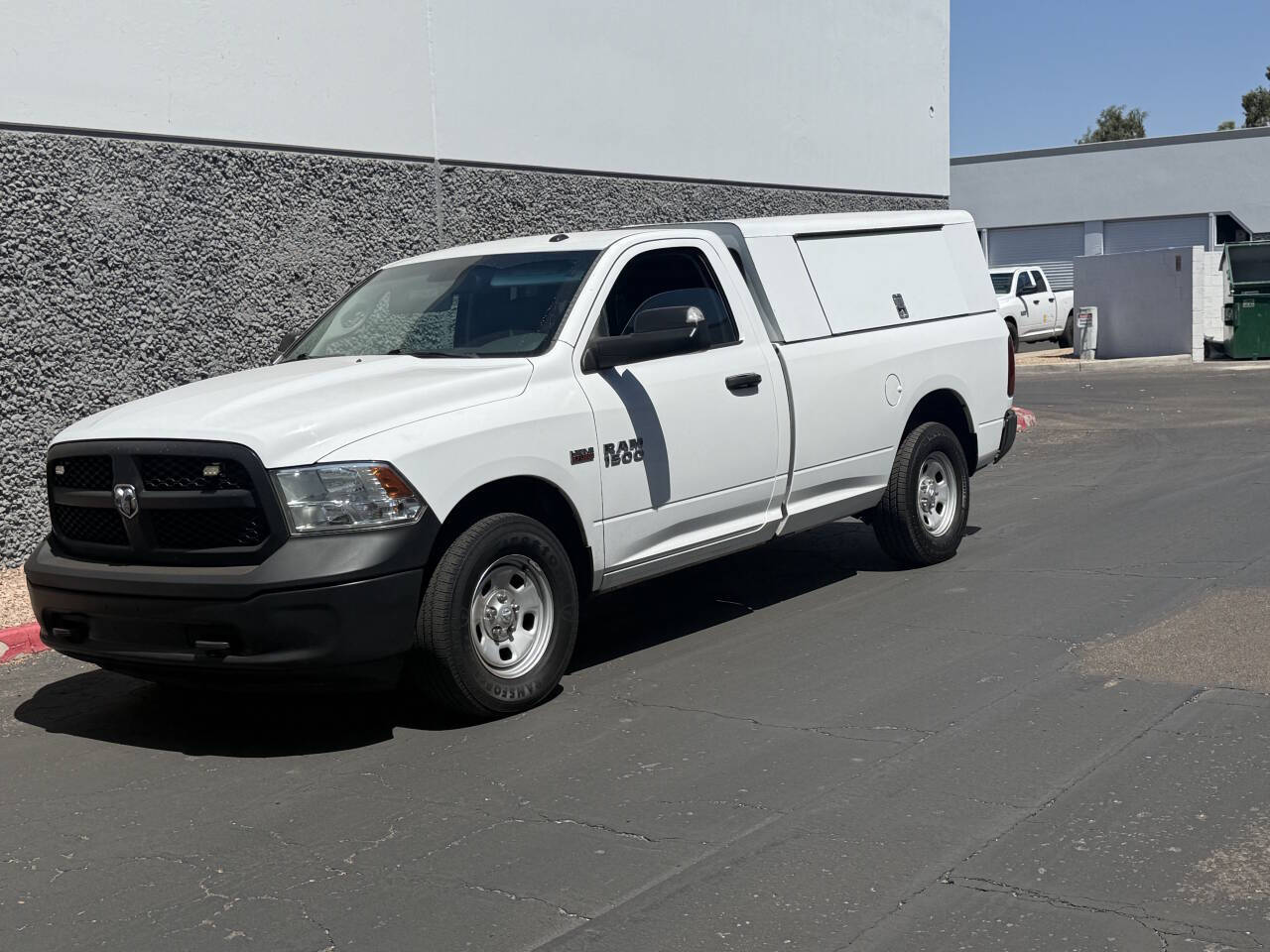 View vehicle photo 4