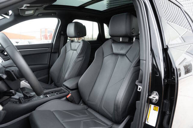 2025 Audi Q3 quattro S line Premium 45 TFSI