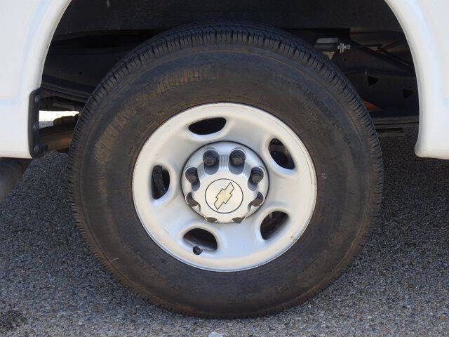 2024 Chevrolet Express 2500