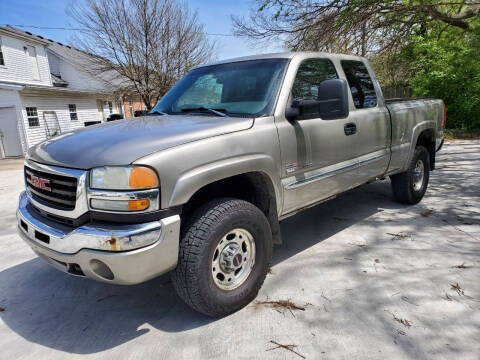 2003 GMC Sierra 2500HD for sale at Woodford Car Company in Versailles KY