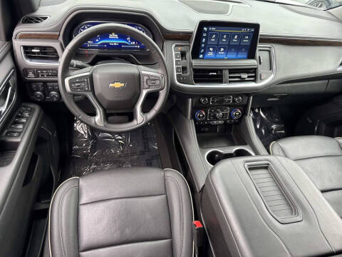 2023 Chevrolet Suburban Premier