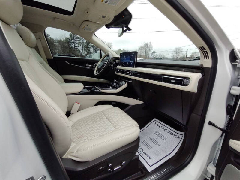 2021 Lincoln Nautilus Black Label