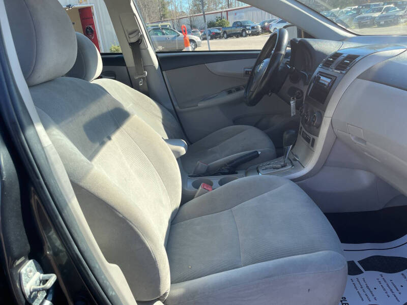 2011 Toyota Corolla LE