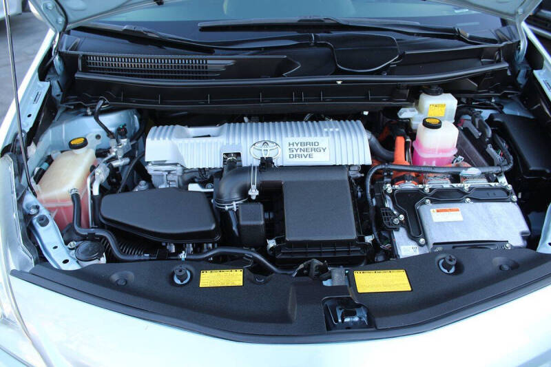 2012 Toyota Prius v Three