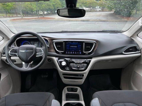 2017 Chrysler Pacifica Touring