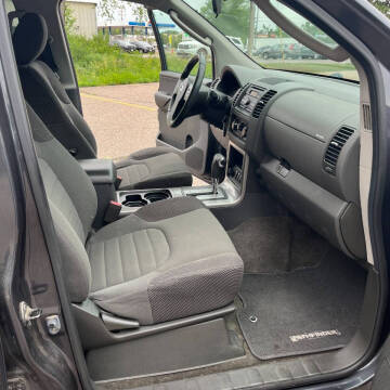 2011 Nissan Pathfinder S
