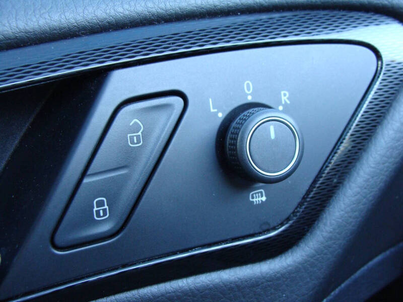 2017 Volkswagen Golf GTI S