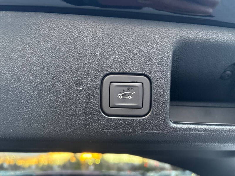 2026 Chevrolet Equinox EV LT 2