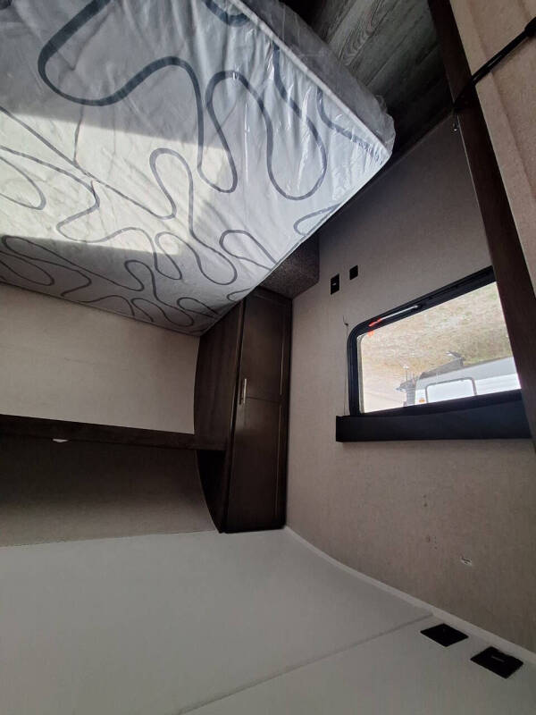 2021 Forest River Viking 262bhs