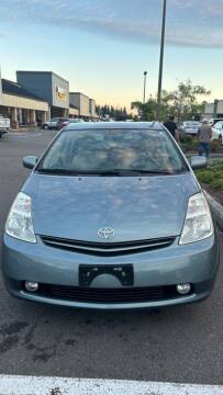 2005 Toyota Prius for sale at Mo Motors in Puyallup WA
